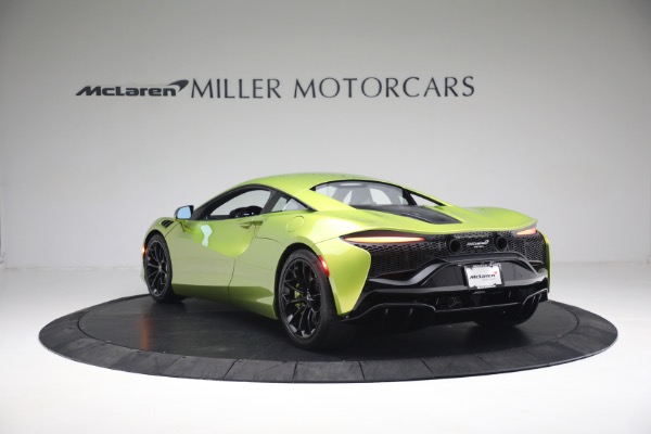 New 2023 McLaren Artura Vision for sale Sold at Aston Martin of Greenwich in Greenwich CT 06830 5