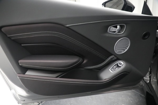 New 2023 Aston Martin Vantage V8 for sale $202,286 at Aston Martin of Greenwich in Greenwich CT 06830 16