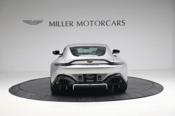 New 2023 Aston Martin Vantage V8 for sale $202,286 at Aston Martin of Greenwich in Greenwich CT 06830 5