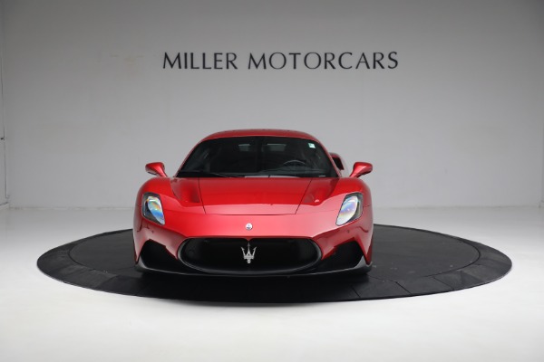 Used 2022 Maserati MC20 for sale $229,900 at Aston Martin of Greenwich in Greenwich CT 06830 12