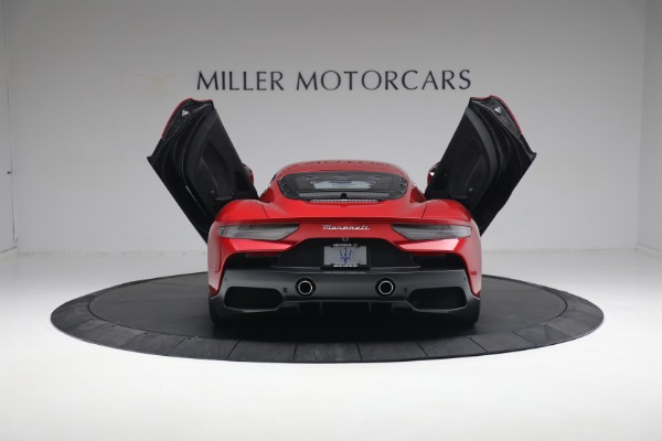 Used 2022 Maserati MC20 for sale $229,900 at Aston Martin of Greenwich in Greenwich CT 06830 22