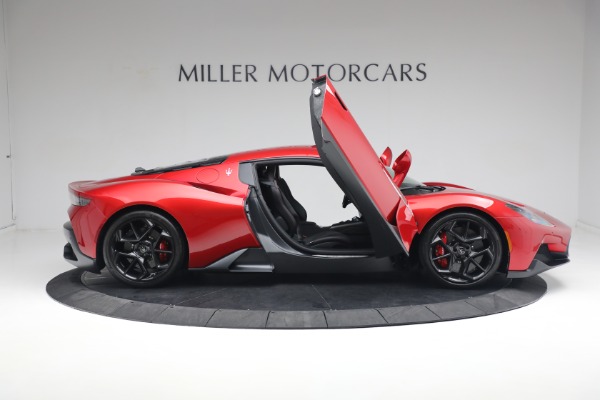 Used 2022 Maserati MC20 for sale $229,900 at Aston Martin of Greenwich in Greenwich CT 06830 26