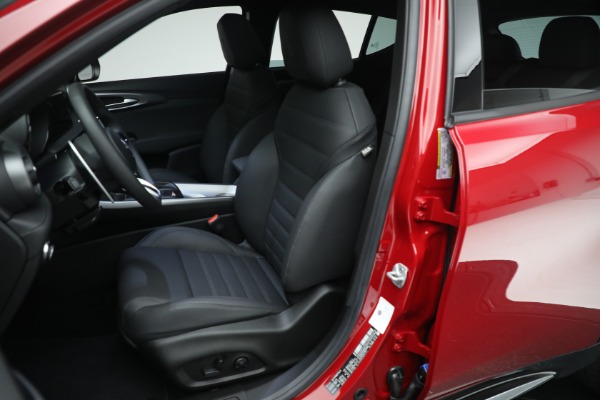 New 2024 Alfa Romeo Tonale Ti for sale Sold at Aston Martin of Greenwich in Greenwich CT 06830 21