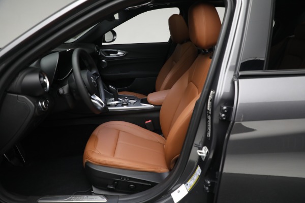 New 2024 Alfa Romeo Giulia Ti for sale Sold at Aston Martin of Greenwich in Greenwich CT 06830 20