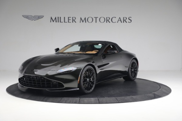 New 2023 Aston Martin Vantage V8 for sale $209,886 at Aston Martin of Greenwich in Greenwich CT 06830 13