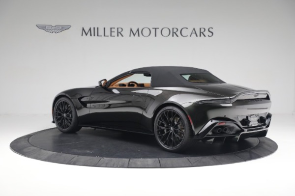 New 2023 Aston Martin Vantage V8 for sale $209,886 at Aston Martin of Greenwich in Greenwich CT 06830 15