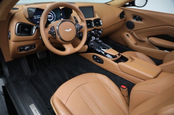 New 2023 Aston Martin Vantage V8 for sale $209,886 at Aston Martin of Greenwich in Greenwich CT 06830 19