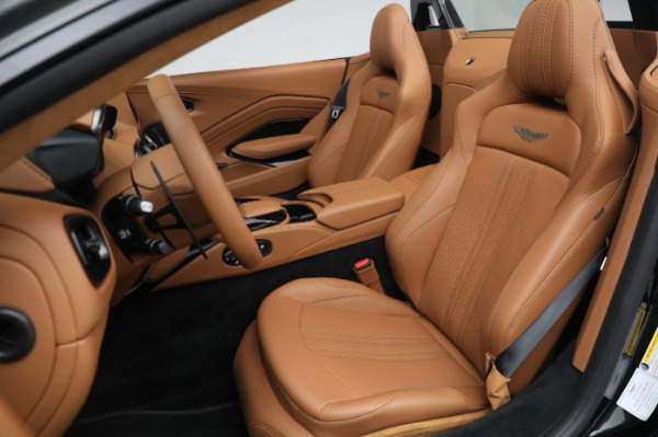 New 2023 Aston Martin Vantage V8 for sale $209,886 at Aston Martin of Greenwich in Greenwich CT 06830 21