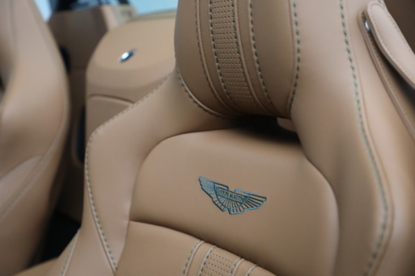 New 2023 Aston Martin Vantage V8 for sale $209,886 at Aston Martin of Greenwich in Greenwich CT 06830 22