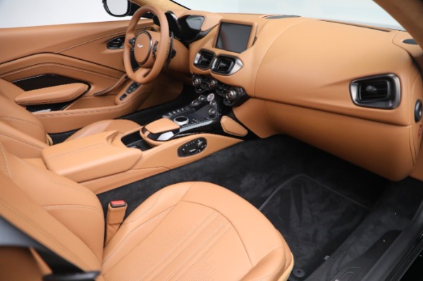 New 2023 Aston Martin Vantage V8 for sale $209,886 at Aston Martin of Greenwich in Greenwich CT 06830 25