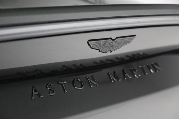New 2023 Aston Martin Vantage V8 for sale $209,886 at Aston Martin of Greenwich in Greenwich CT 06830 28