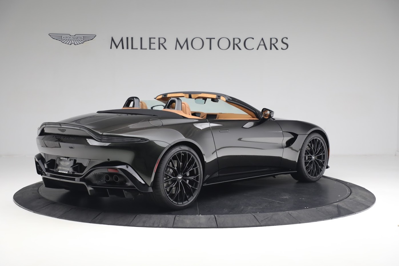 Pre-Owned 2023 Aston Martin Vantage V8 For Sale (Special Pricing