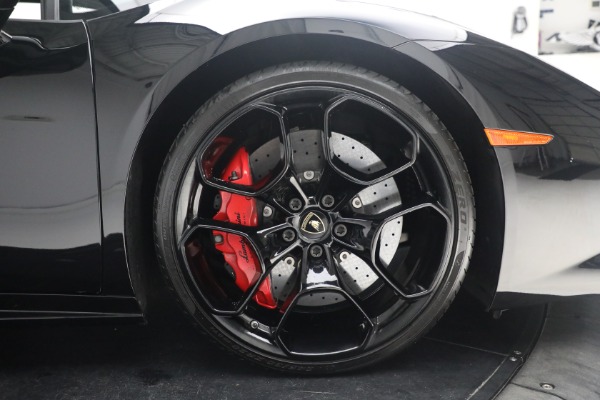 Used 2015 Lamborghini Huracan LP 610-4 for sale $219,900 at Aston Martin of Greenwich in Greenwich CT 06830 15