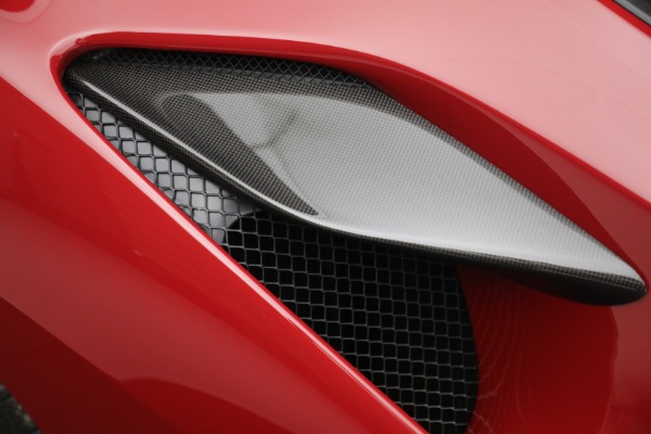 Used 2022 Ferrari F8 Tributo for sale $399,900 at Aston Martin of Greenwich in Greenwich CT 06830 22