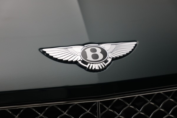 New 2023 Bentley Bentayga Azure Hybrid for sale $258,965 at Aston Martin of Greenwich in Greenwich CT 06830 16