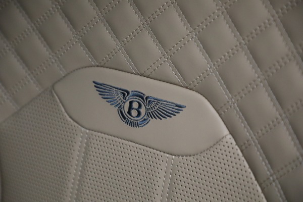 New 2023 Bentley Bentayga Azure Hybrid for sale Sold at Aston Martin of Greenwich in Greenwich CT 06830 22