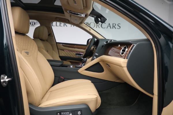 New 2023 Bentley Bentayga Azure Hybrid for sale Sold at Aston Martin of Greenwich in Greenwich CT 06830 28