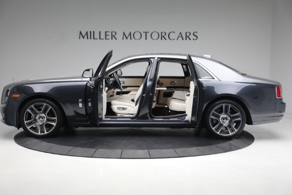 Used 2019 Rolls-Royce Ghost for sale $225,900 at Aston Martin of Greenwich in Greenwich CT 06830 10