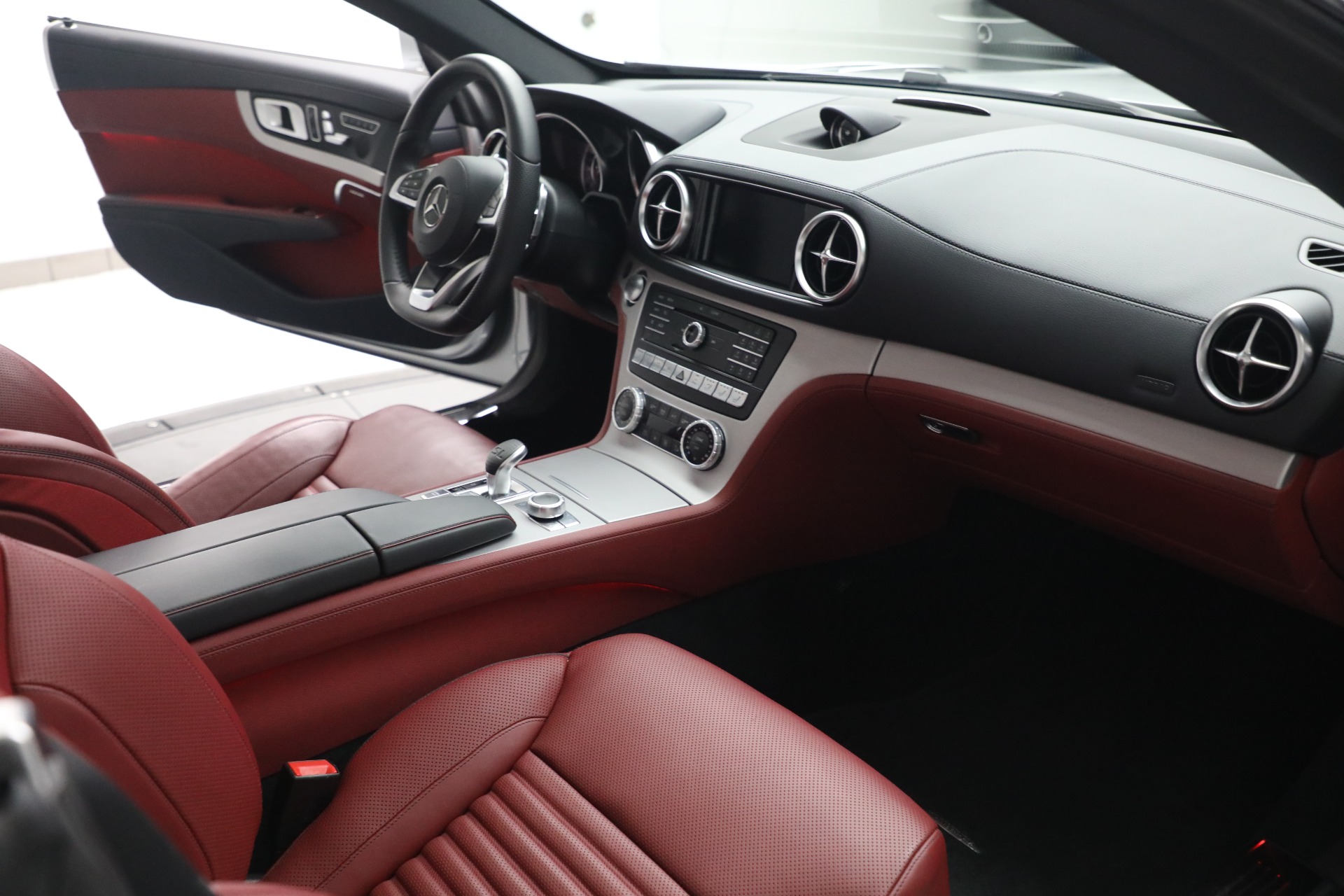 Pre-Owned 2017 Mercedes-Benz SL-Class SL 450 For Sale (Special Pricing ...