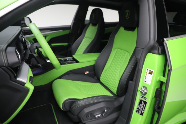 Used 2022 Lamborghini Urus for sale $269,900 at Aston Martin of Greenwich in Greenwich CT 06830 14