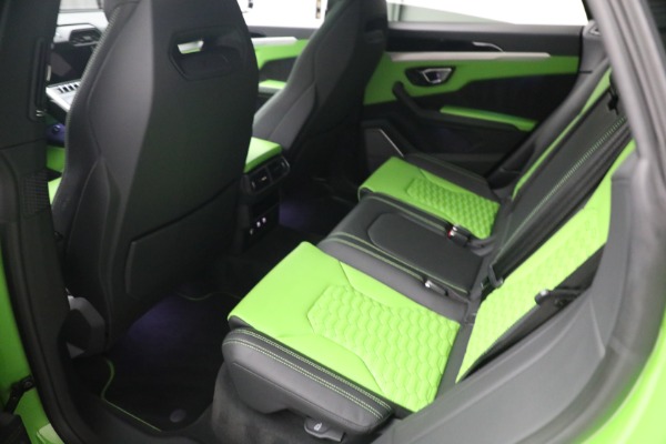 Used 2022 Lamborghini Urus for sale $269,900 at Aston Martin of Greenwich in Greenwich CT 06830 18