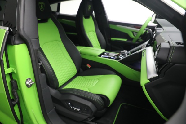 Used 2022 Lamborghini Urus for sale $269,900 at Aston Martin of Greenwich in Greenwich CT 06830 23