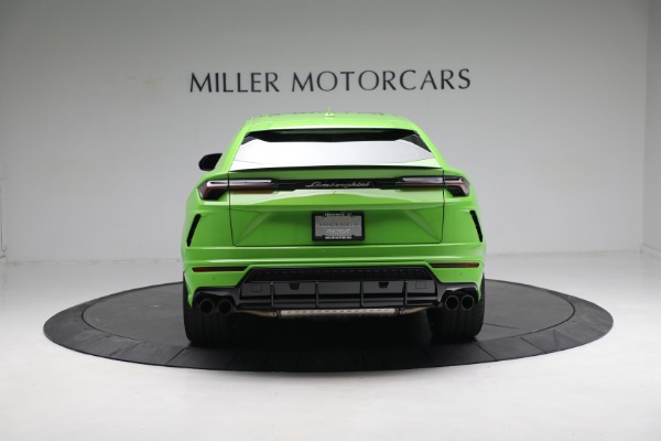 Used 2022 Lamborghini Urus for sale $269,900 at Aston Martin of Greenwich in Greenwich CT 06830 6