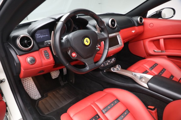 Used 2014 Ferrari California for sale $134,900 at Aston Martin of Greenwich in Greenwich CT 06830 19