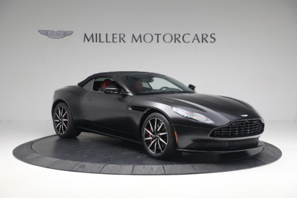 Used 2020 Aston Martin DB11 Volante for sale $147,900 at Aston Martin of Greenwich in Greenwich CT 06830 18