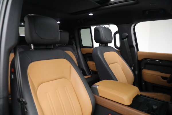 Used 2023 Land Rover Defender 130 X for sale $99,900 at Aston Martin of Greenwich in Greenwich CT 06830 24