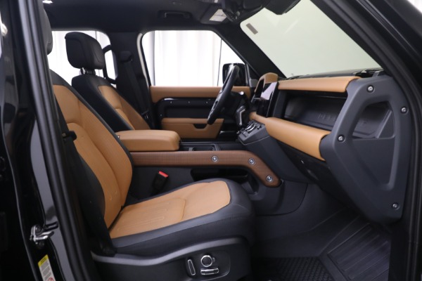 Used 2023 Land Rover Defender 130 X for sale $99,900 at Aston Martin of Greenwich in Greenwich CT 06830 25