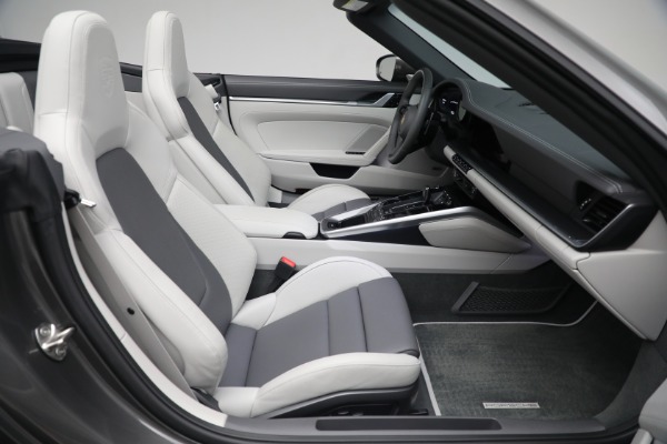 Used 2021 Porsche 911 Carrera S for sale $159,900 at Aston Martin of Greenwich in Greenwich CT 06830 25