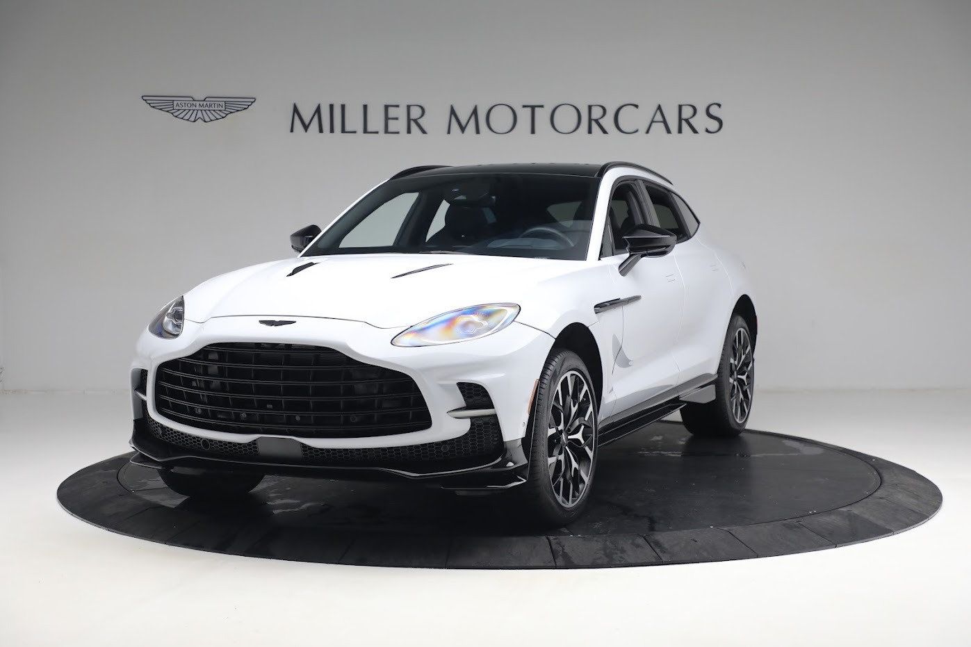 Pre-Owned 2023 Aston Martin DBX 707 For Sale ($159,900