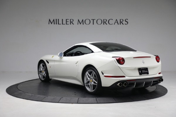Used 2017 Ferrari California T for sale $151,900 at Aston Martin of Greenwich in Greenwich CT 06830 15