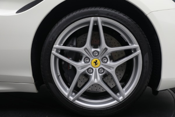 Used 2017 Ferrari California T for sale $151,900 at Aston Martin of Greenwich in Greenwich CT 06830 27