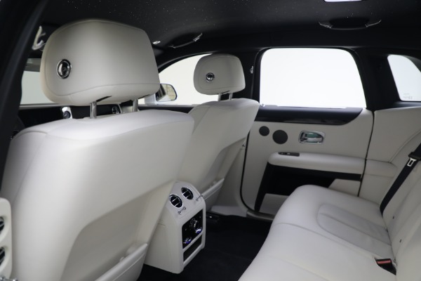 Used 2022 Rolls-Royce Ghost for sale $299,900 at Aston Martin of Greenwich in Greenwich CT 06830 19
