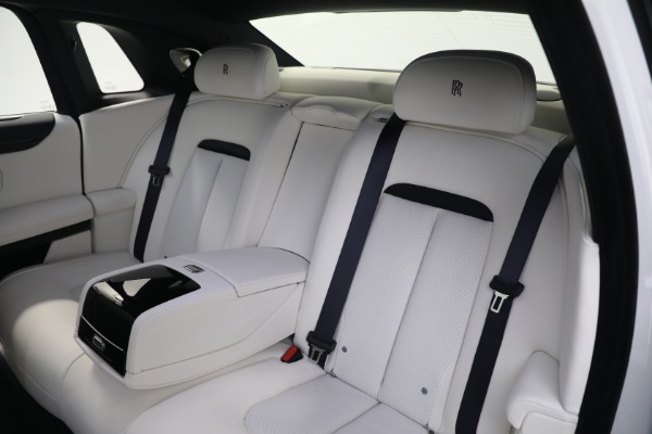 Used 2022 Rolls-Royce Ghost for sale $295,900 at Aston Martin of Greenwich in Greenwich CT 06830 21