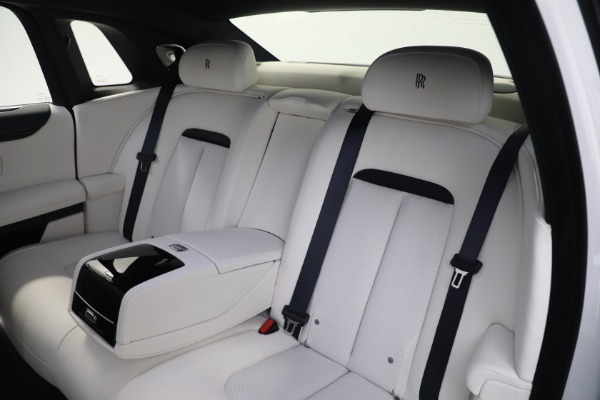 Used 2022 Rolls-Royce Ghost for sale $299,900 at Aston Martin of Greenwich in Greenwich CT 06830 21