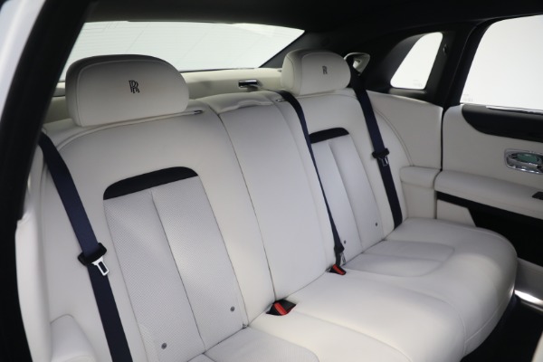 Used 2022 Rolls-Royce Ghost for sale $295,900 at Aston Martin of Greenwich in Greenwich CT 06830 23