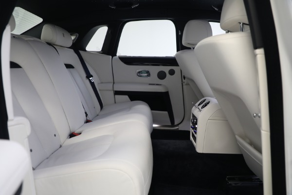 Used 2022 Rolls-Royce Ghost for sale $295,900 at Aston Martin of Greenwich in Greenwich CT 06830 25