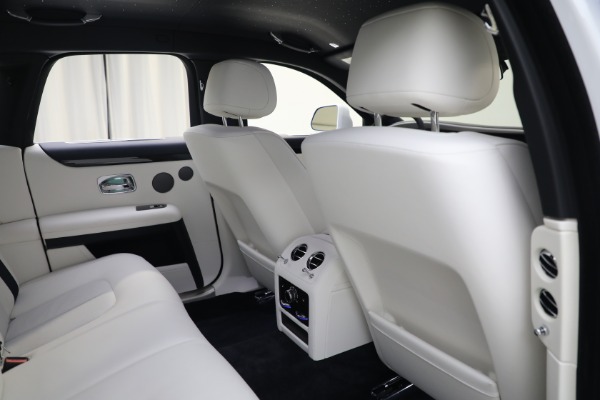 Used 2022 Rolls-Royce Ghost for sale $299,900 at Aston Martin of Greenwich in Greenwich CT 06830 26