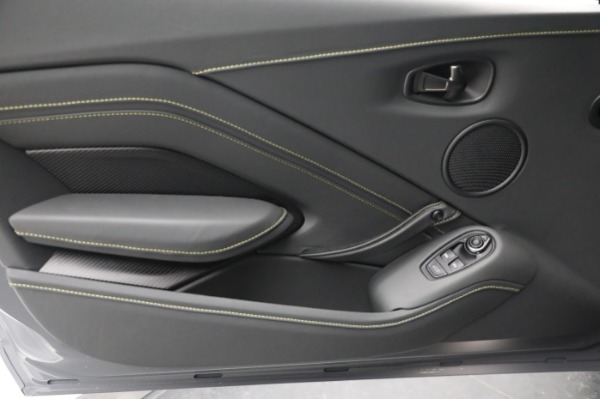 New 2023 Aston Martin Vantage V8 for sale $184,986 at Aston Martin of Greenwich in Greenwich CT 06830 17