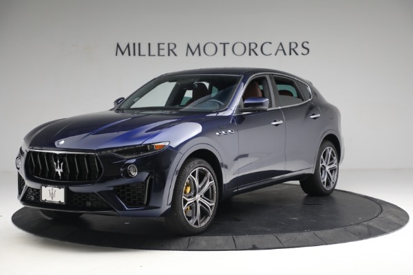 Used 2022 Maserati Levante Modena for sale $69,900 at Aston Martin of Greenwich in Greenwich CT 06830 2