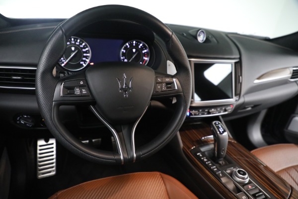 Used 2022 Maserati Levante Modena for sale $69,900 at Aston Martin of Greenwich in Greenwich CT 06830 24