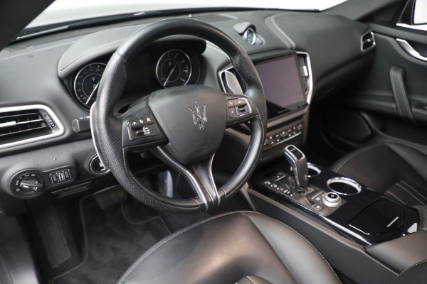 Used 2022 Maserati Ghibli Modena Q4 for sale $59,900 at Aston Martin of Greenwich in Greenwich CT 06830 19