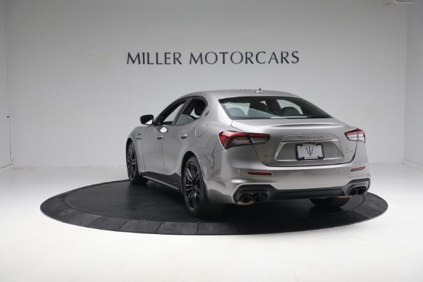 Used 2022 Maserati Ghibli Modena Q4 for sale $59,900 at Aston Martin of Greenwich in Greenwich CT 06830 8
