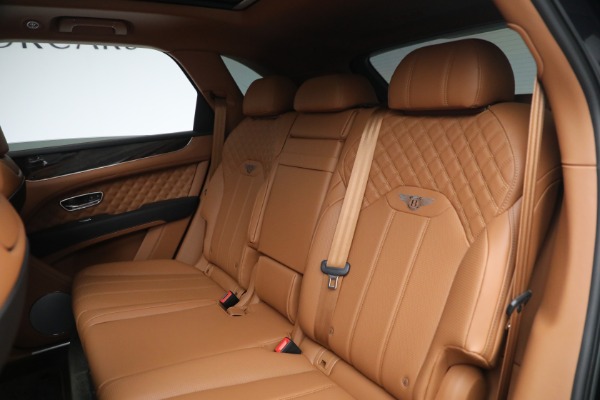 Used 2021 Bentley Bentayga V8 for sale Sold at Aston Martin of Greenwich in Greenwich CT 06830 22