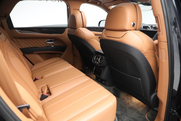 Used 2021 Bentley Bentayga V8 for sale Sold at Aston Martin of Greenwich in Greenwich CT 06830 27