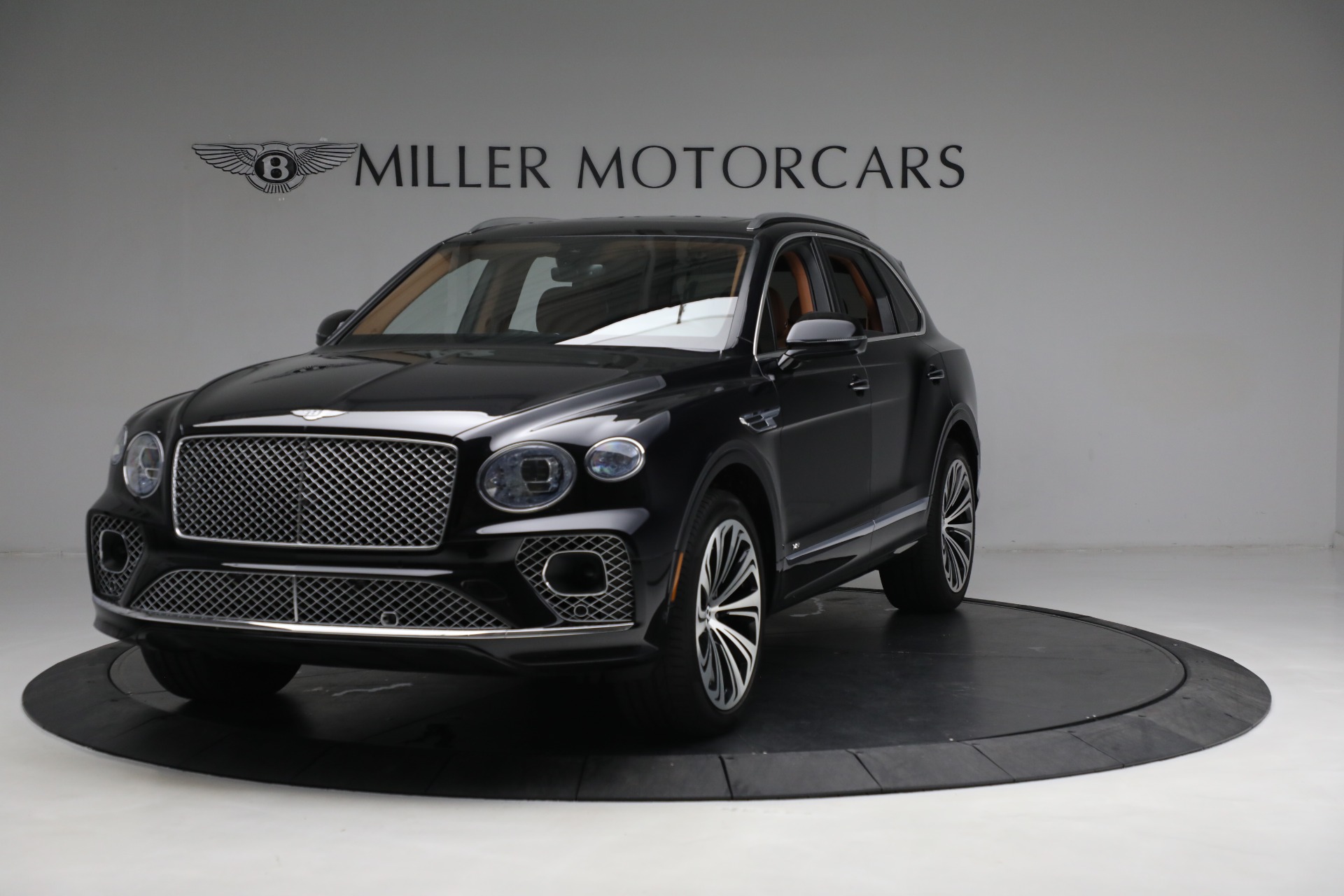 Used 2021 Bentley Bentayga V8 for sale Sold at Aston Martin of Greenwich in Greenwich CT 06830 1
