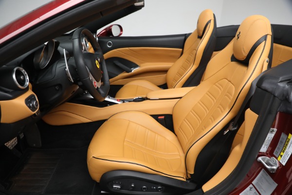 Used 2015 Ferrari California T for sale Sold at Miller Motorcars Aston Martin in Greenwich CT 06830 20